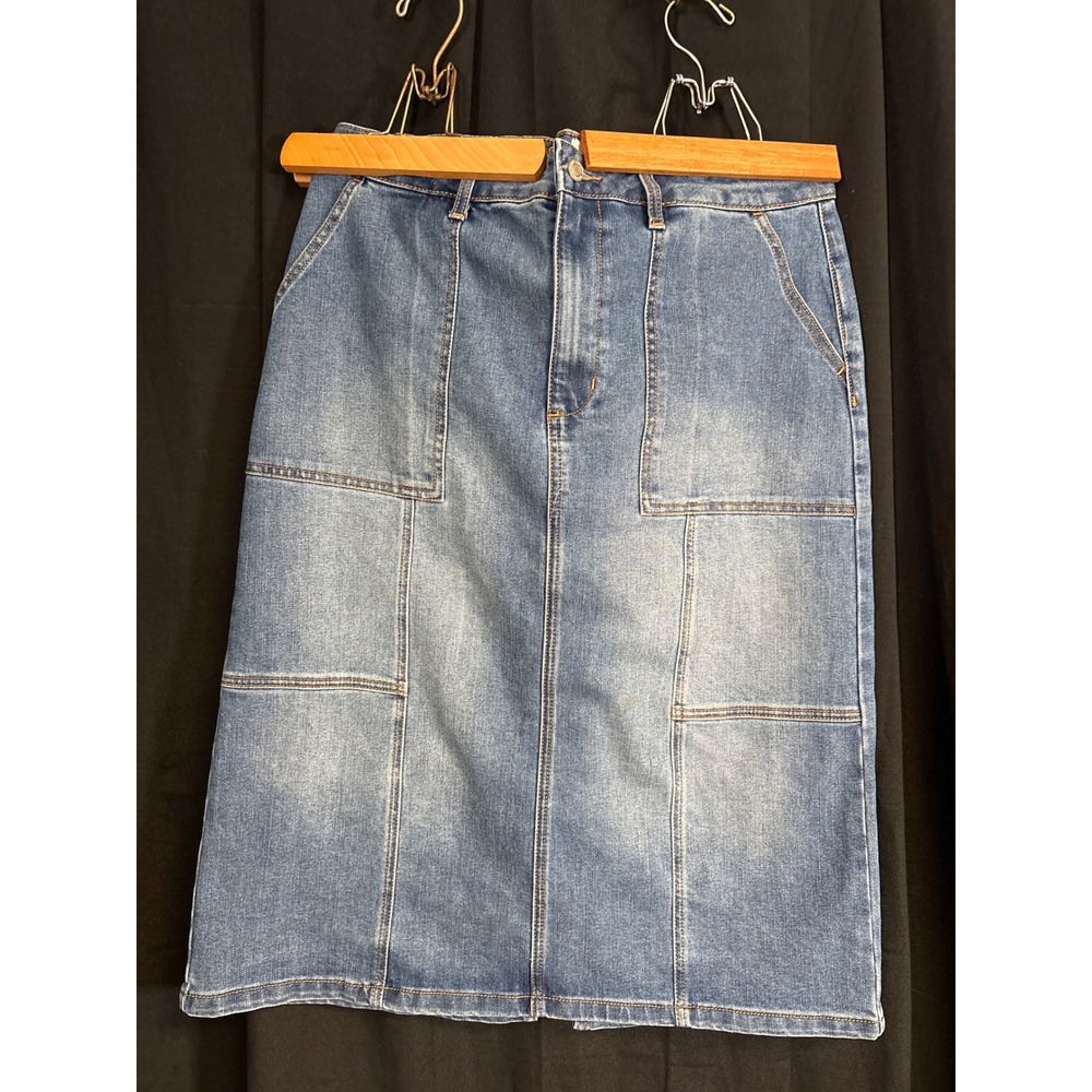 Time and Tru Womens Denim Utility Midi Skirt Patch Pockets Size 14